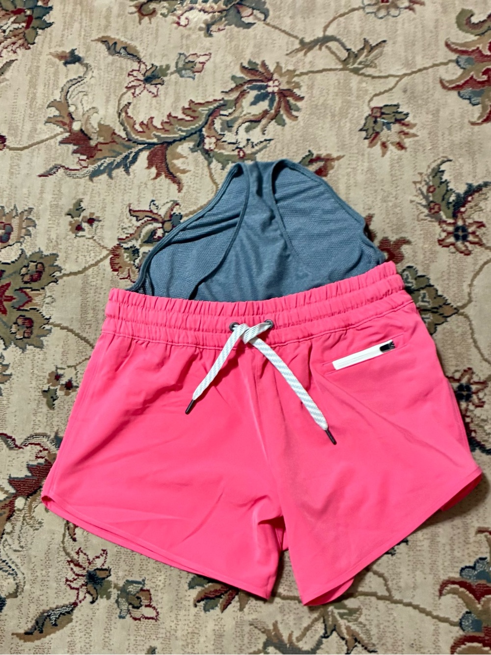 Vuori Clementine 2.0 4" Short Sunset Pink size XS NWT - Picture 11 of 13